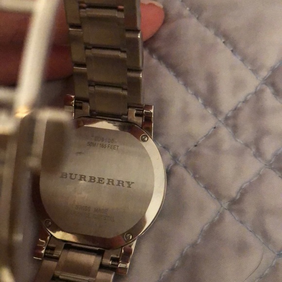 Burberry The City watch - Picture 7 of 8